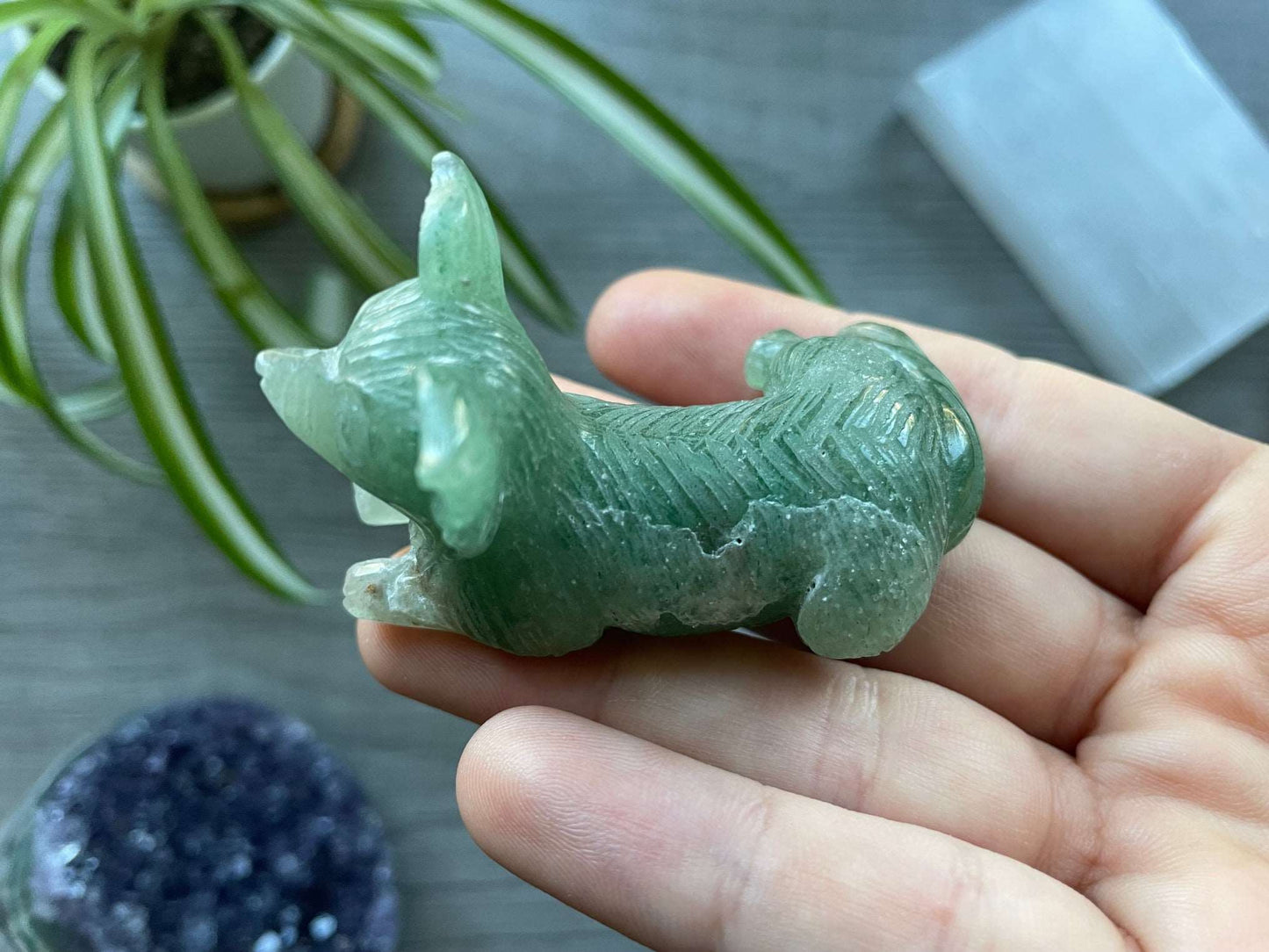Green Aventurine Dog (Pomeranian / Long-haired Chihuahua) Crystal Carving top 2