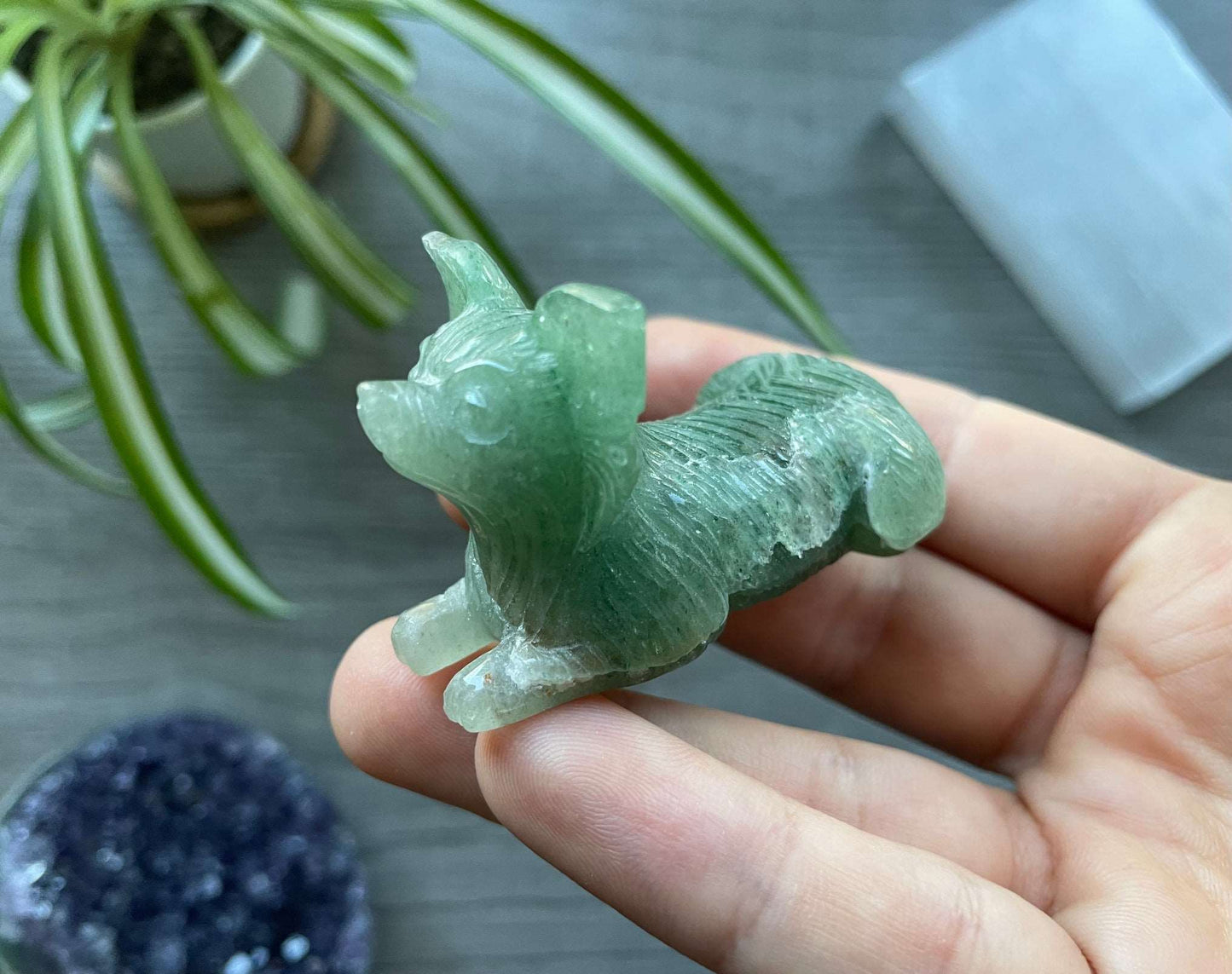 Green Aventurine Dog (Pomeranian / Long-haired Chihuahua) Crystal Carving top 3