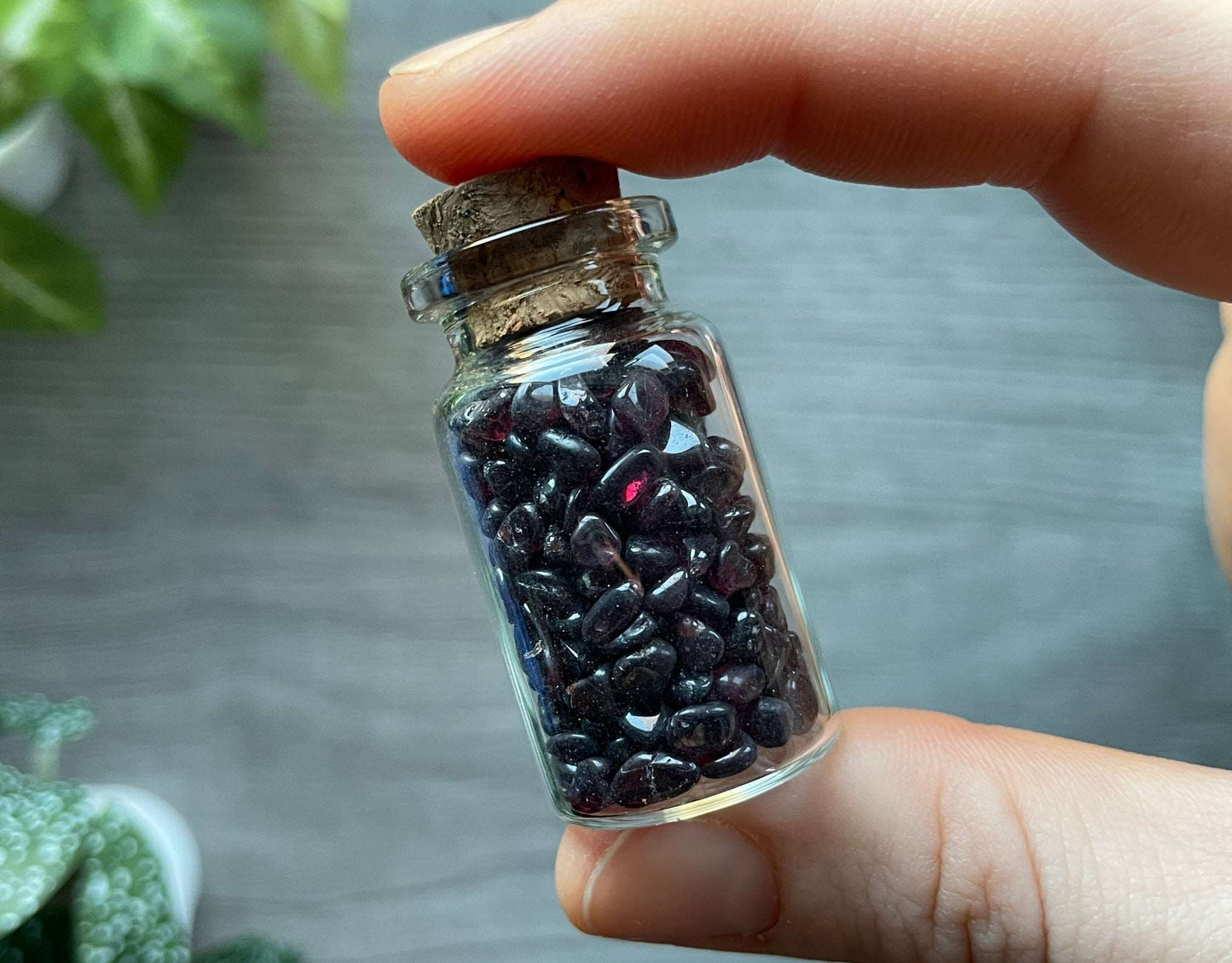 Garnet Crystal Chips Vial