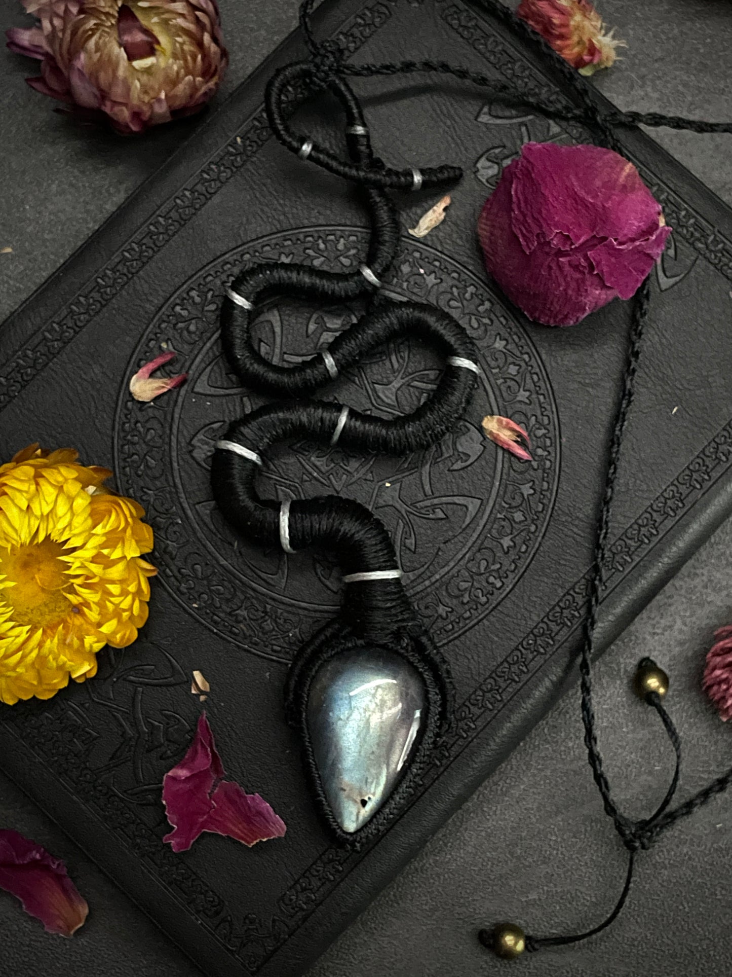 Labradorite Serpent Teardrop Macramé Necklace (Twisted Nightshade Jewellery) Snake - The Wandering Fox Emporium, Your Crystal Store close up