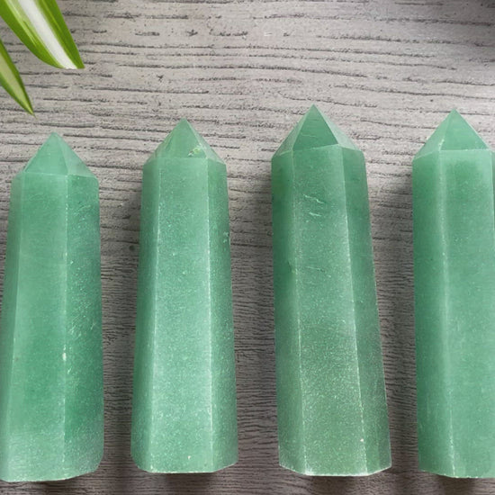 Green Aventurine Point video