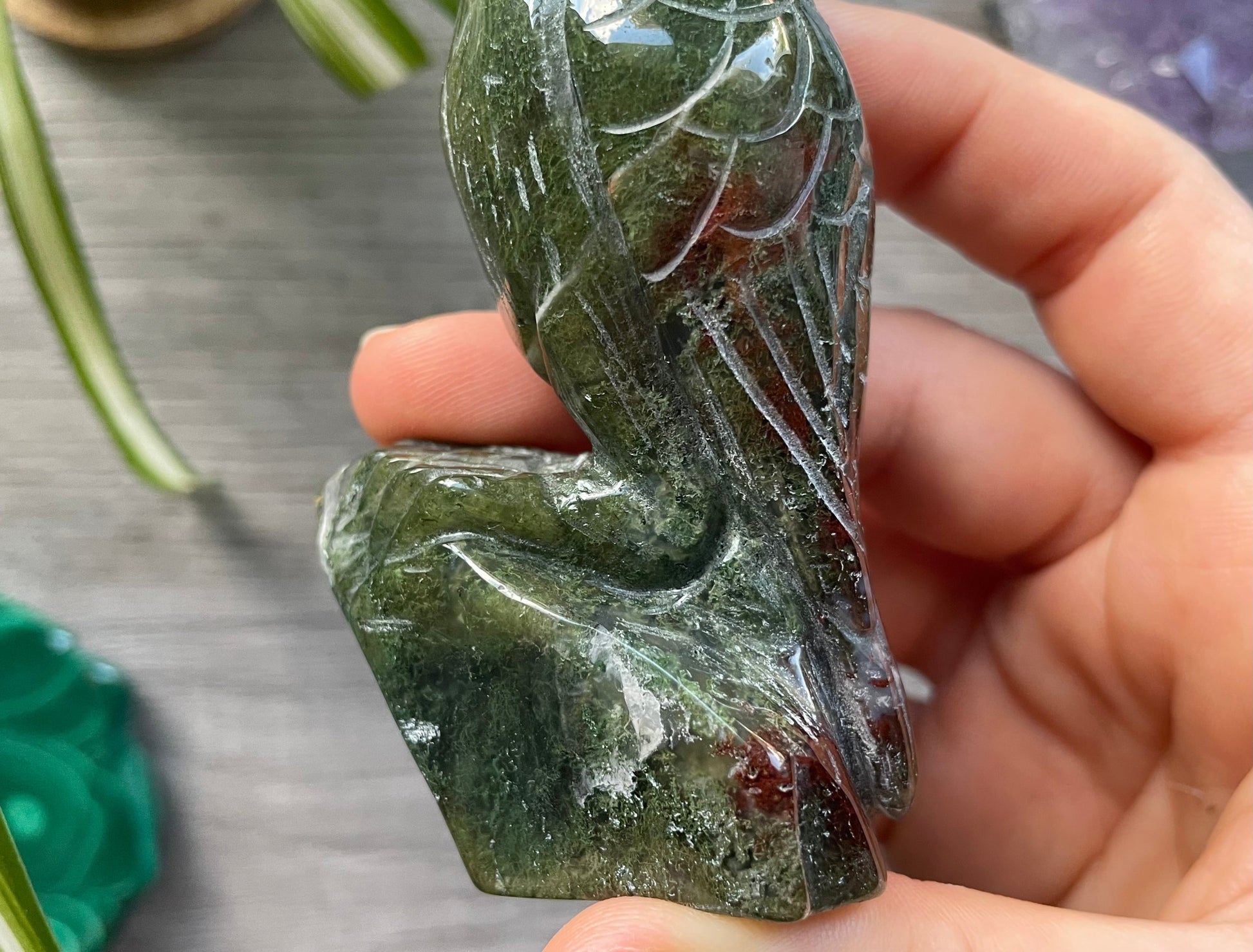 Moss Agate Raven Crystal Carving bottom