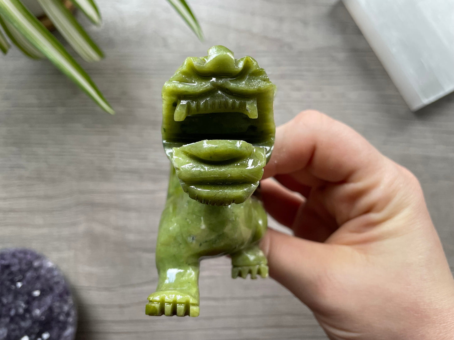 Xiuyan "Jade" Pixiu (C) Crystal Carving front