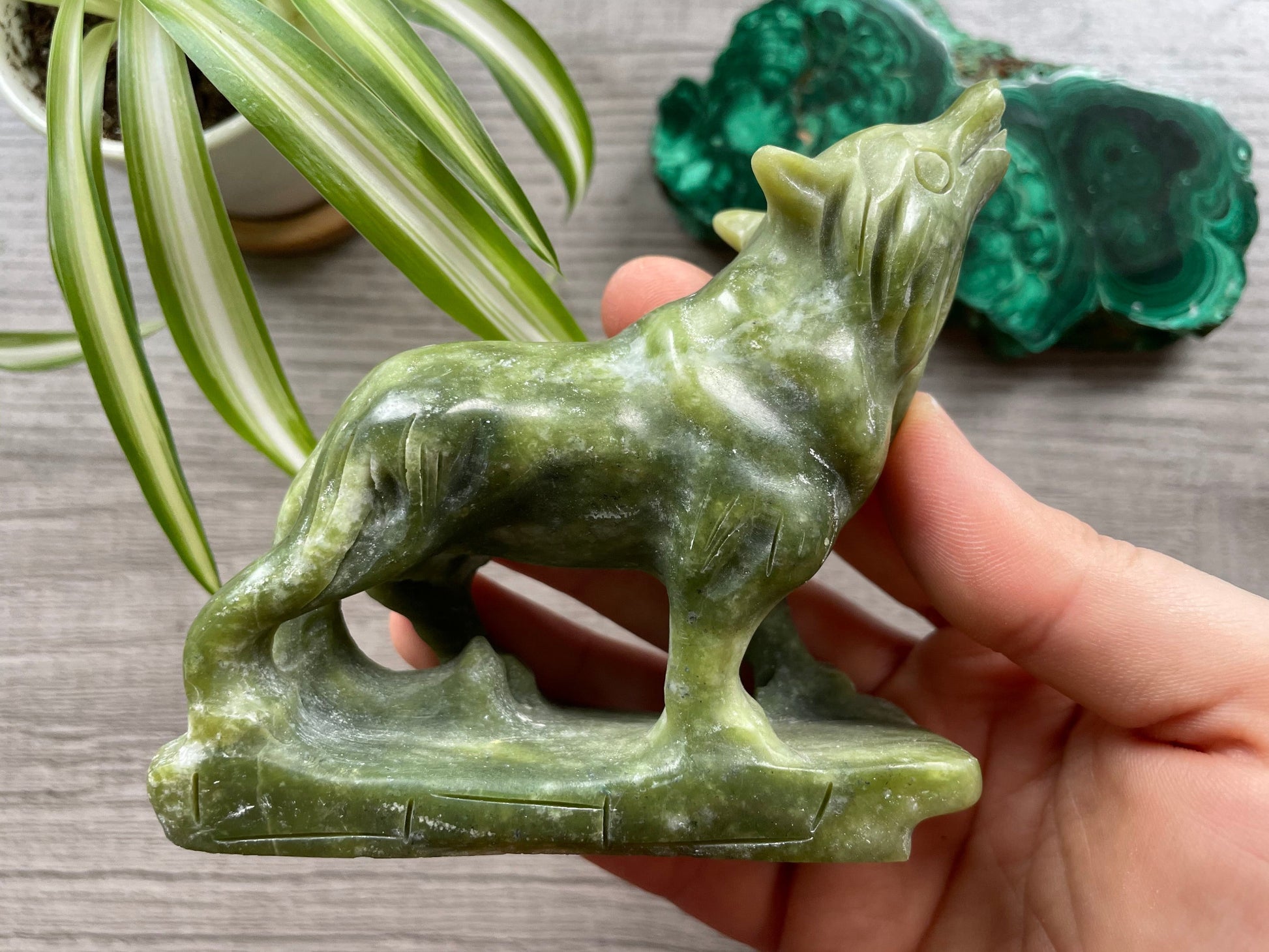 Xiuyan Jade Wolf Crystal Carving side