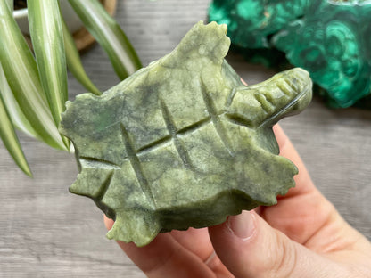 Xiuyan "Jade" Turtle (C) Crystal Carving bottom