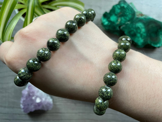 Serpentine Bracelet 10mm - The Wandering Fox Emporium, Your Crystal Store close up