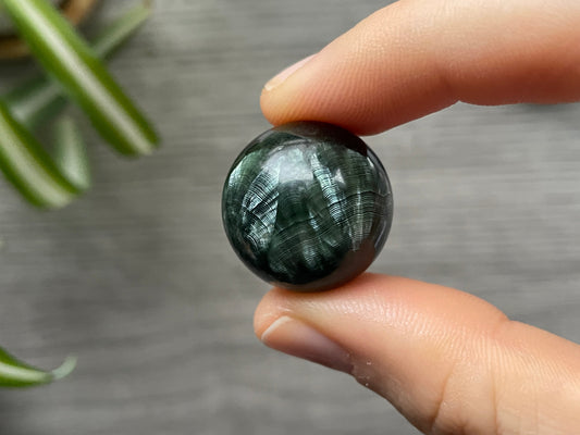 Seraphinite Mini Sphere - 22mm - The Wandering Fox Emporium, Your Crystal Store back