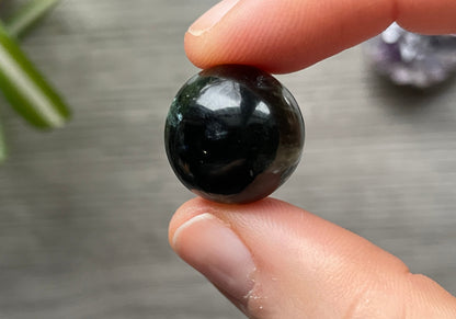 Seraphinite Mini Sphere - 18mm (D) - The Wandering Fox Emporium, Your Crystal Store bottom