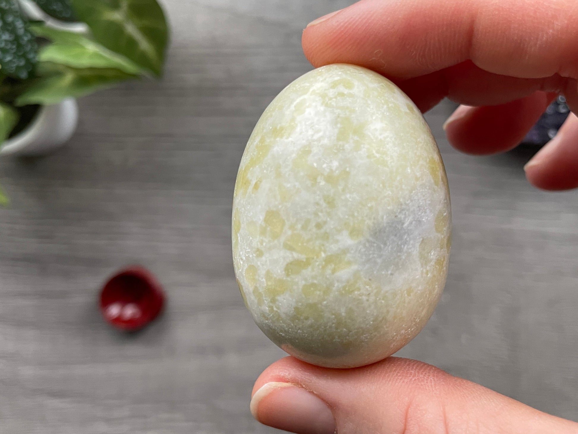 Serpentine Crystal Egg (T) side 2