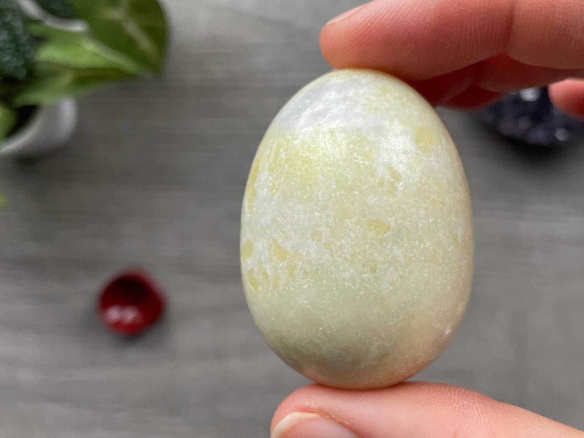 Serpentine Crystal Egg (T) side