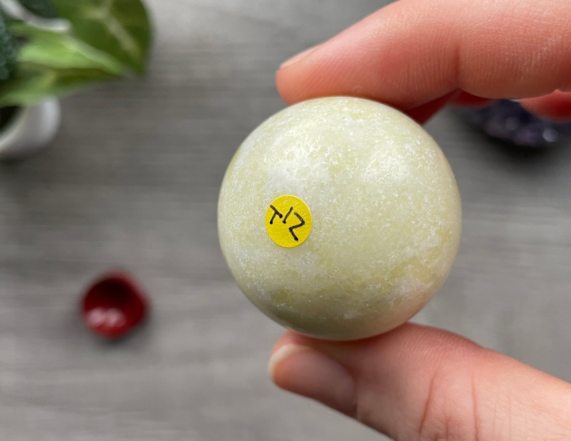 Serpentine Crystal Egg (T) bottom