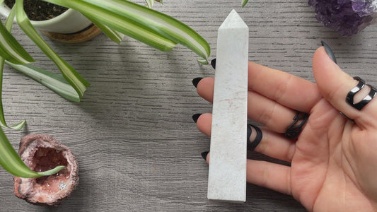Scolecite Crystal Obelisk (C) video