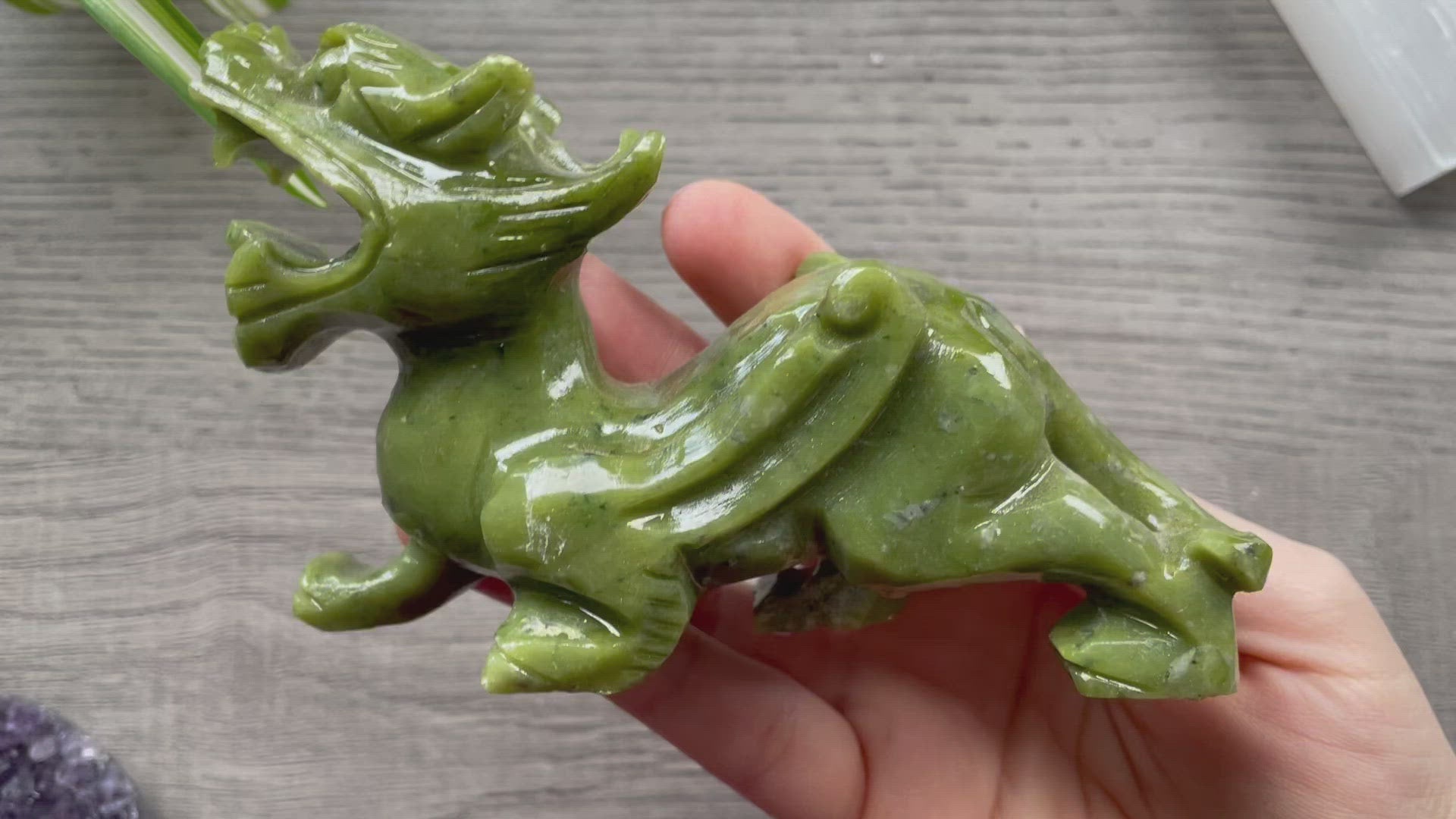 Xiuyan "Jade" Pixiu (C) Crystal Carving video